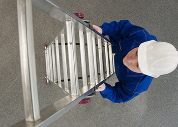 Safe Use of Ladders & Steps